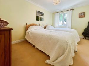 Photo 29- click for photo gallery